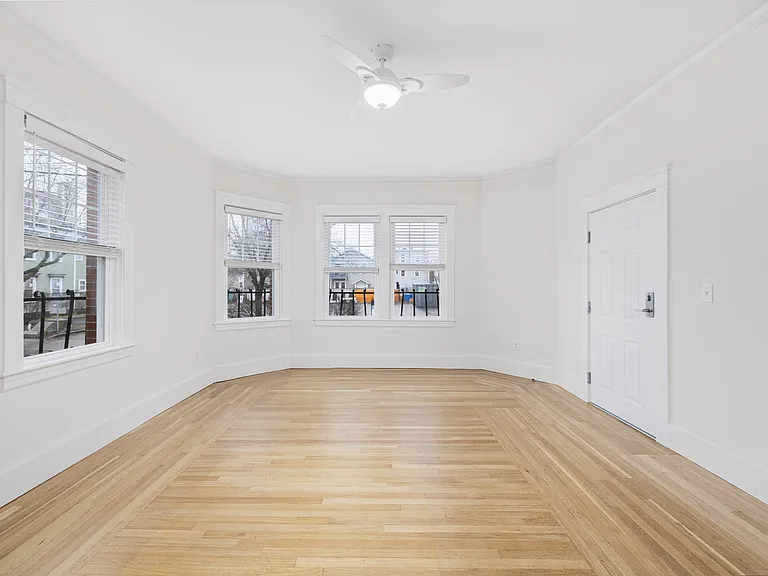 54 Sutton St #1 — Photo 8