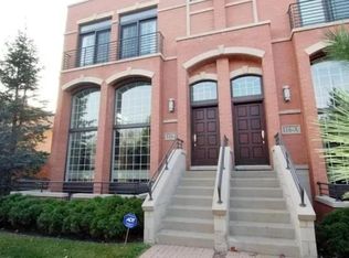 116 S Dee Rd APT B, Park Ridge, IL 60068