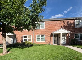 2876 Jasmine St, Denver, CO 80207