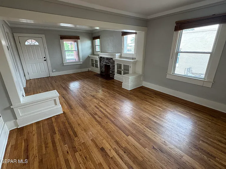 3716 Jackson Ave — Photo 4
