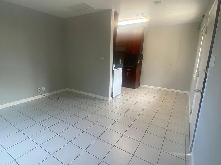 4410 Bassett St #10 — Photo 2