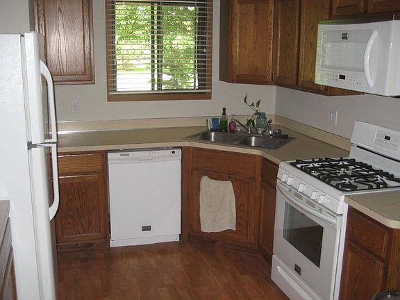 2nd image of 12576 University Ave NW