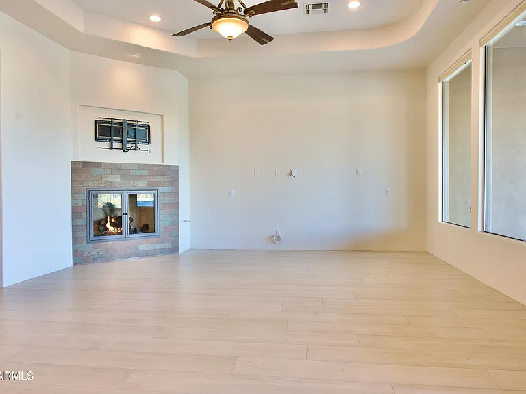 36410 N Boulder View Dr — Photo 16