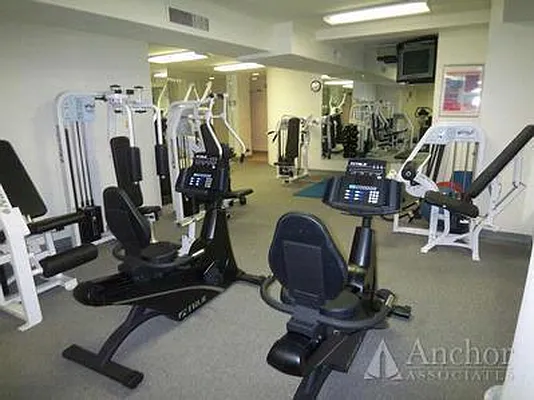 Rented by Anchor Associates | media 6