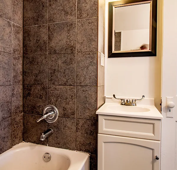 1612 Baxter Ave — Photo 18