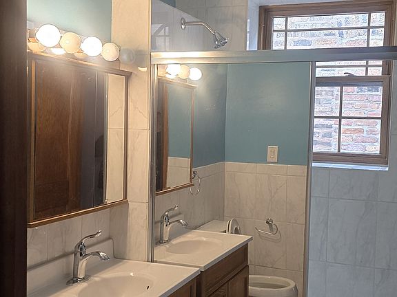 2nd image of 3119 N Davlin Ct #2