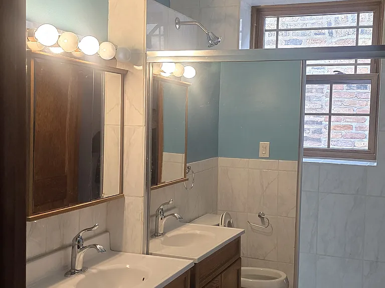 3119 N Davlin Ct #2 — Photo 2
