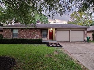 6122 Westbranch Dr, Houston, TX 77072