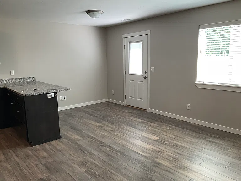 790 Trails End — Photo 3