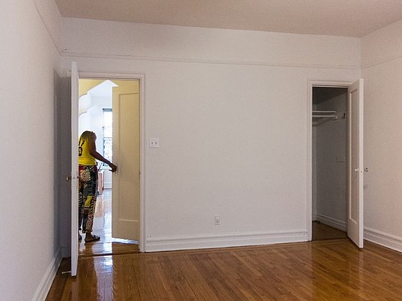4th image of 540 Saint Johns Pl APT 2G