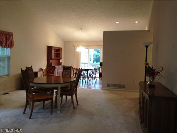 3rd image of 310 Pebblebrook Dr #B-310u-43