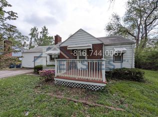 2317 S Hardy Ave, Independence, MO 64052