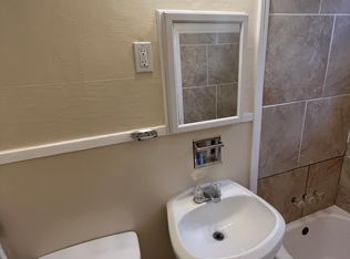 4 College St #2, Lewiston, ME 04240