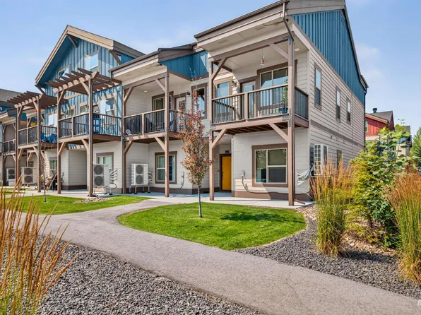 200 Broken Pine Ln, McCall, ID 83638