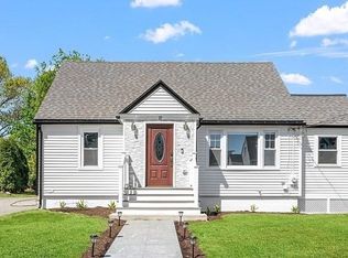 37 Lake View Ave, Shrewsbury, MA 01545