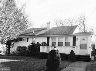 1115 Clagett Dr, Rockville, MD 20851