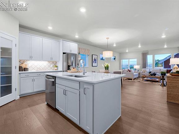7th image of this home