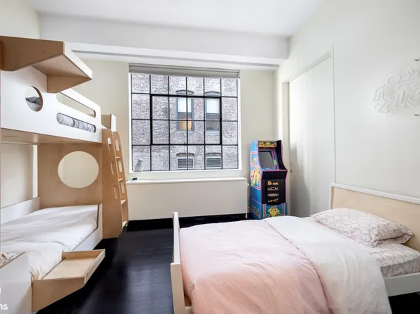 34 East 30th Street image 13 of 25