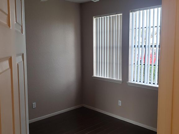 2nd image of 54 Michelia Ct