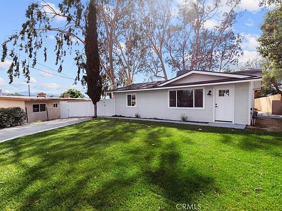 2nd image of 10235 Clara Vista Ln
