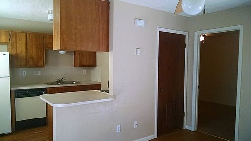 1st image of 1609 N Main St APT K
