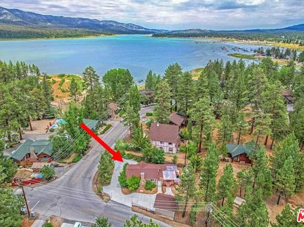 40083 Lakeview Dr, Big Bear Lake, CA 92315
