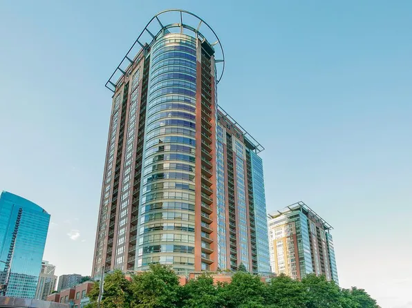 415 E North Water St #3205, Chicago, IL 60611