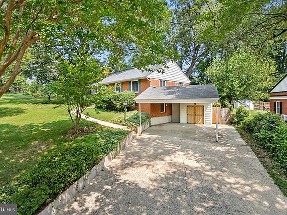 4th image of 7408 Masonville Dr