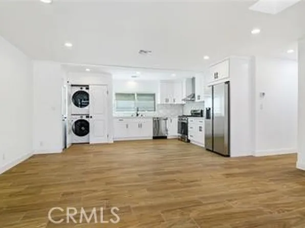 5706 Burnet Ave, Van Nuys, CA 91411