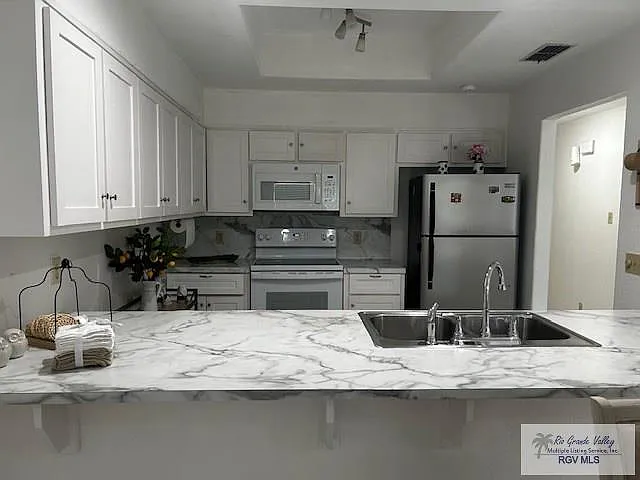 77 Santa Isabel Blvd #C-7 — Photo 6