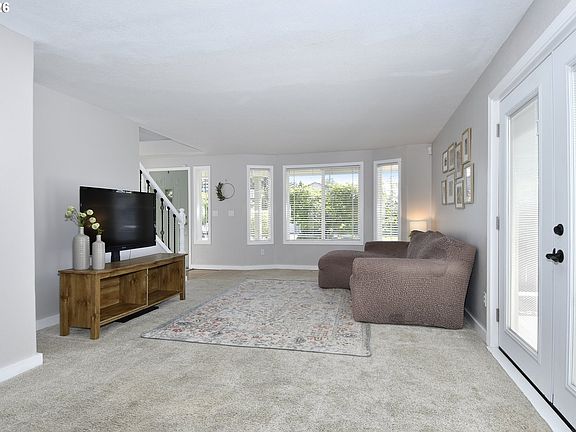 5th image of 151 SE Condor Dr