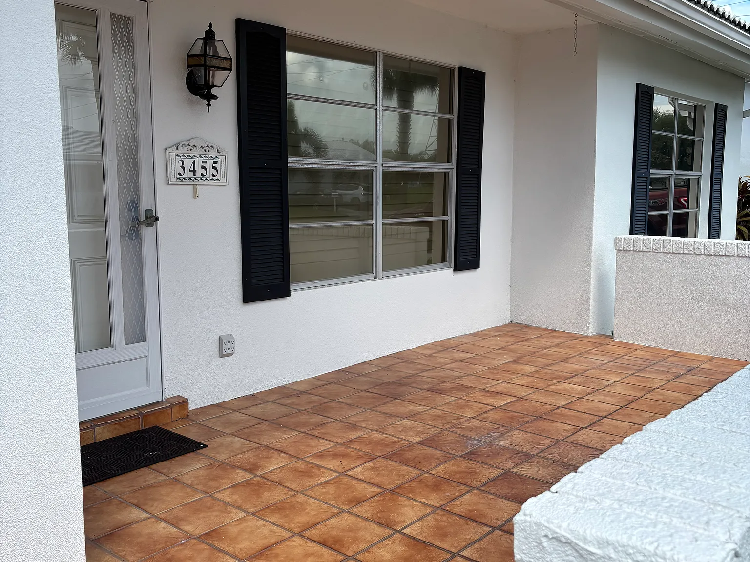 3 bed, 1794 sqft, $2,950 — Photo 2