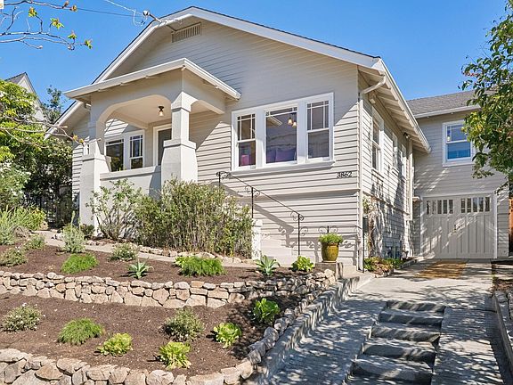 2nd image of 3862 Lyman Rd