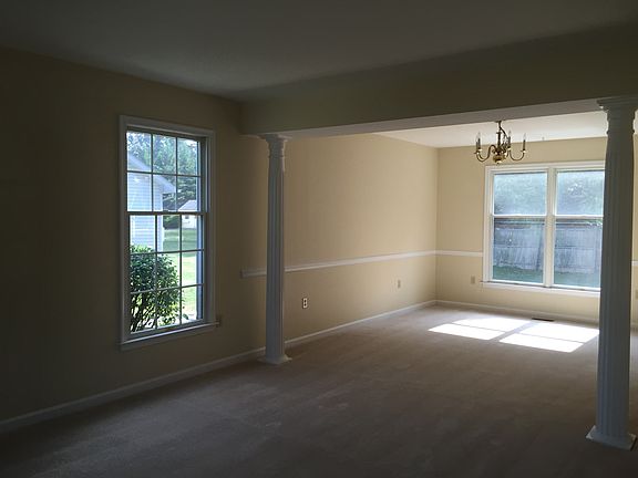 Living room & dining room