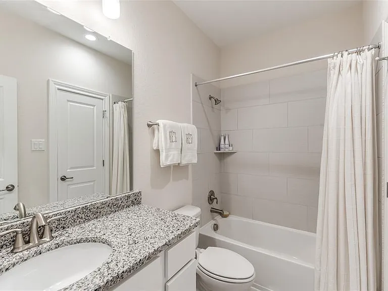 1613 Water Oak Point Dr — Photo 16