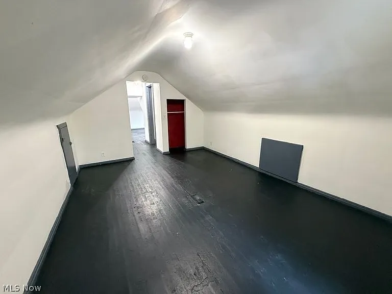 1504 Preston Ave — Photo 27