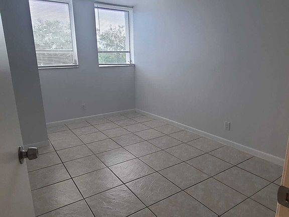 2nd image of 2000 N Congress Ave #211-211-211