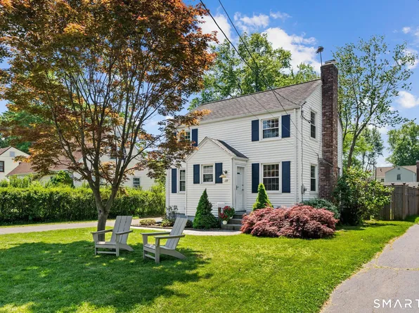 135 Edgemont Avenue, West Hartford, CT 06110