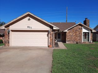 807 Madeline Dr, Shawnee, OK 74801