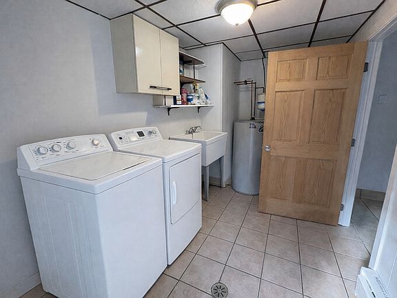 3rd image of 927 Vance Ave Unit A