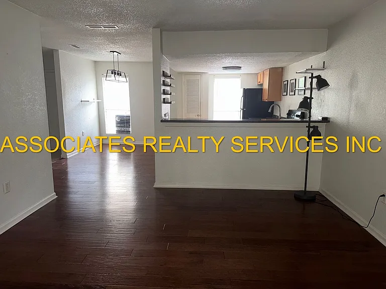 1810 NW 23rd Blvd #151 — Photo 4