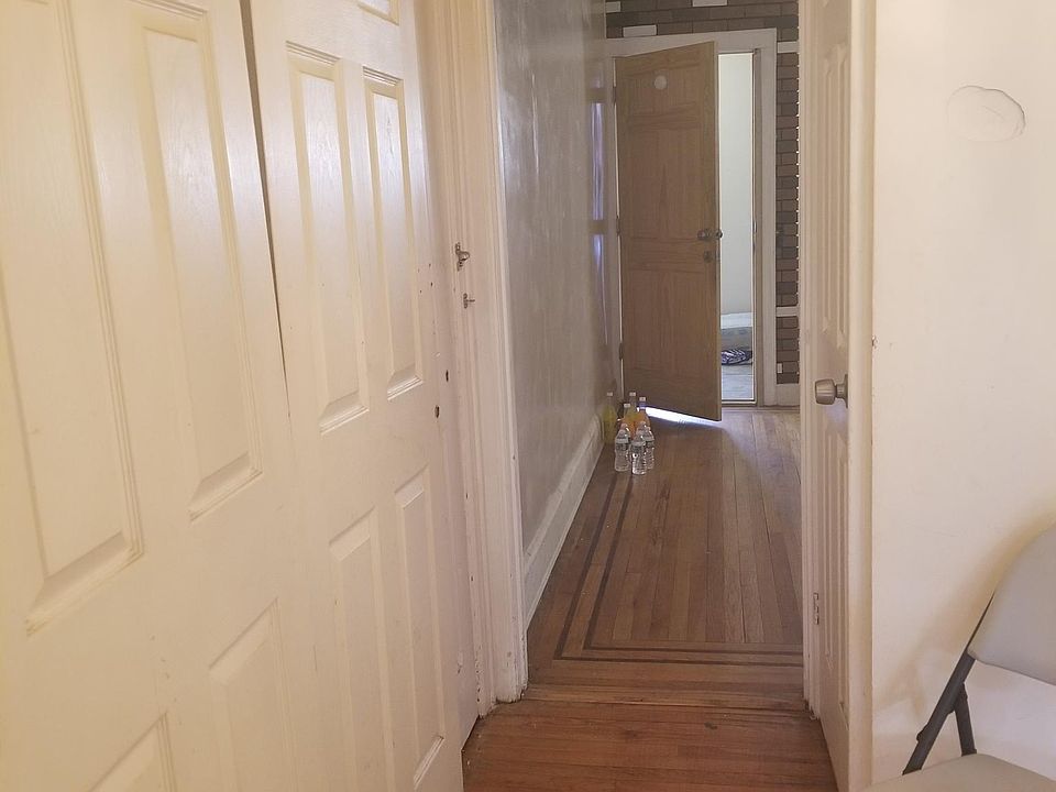 1st image of 17715 Troutville Rd Floor 1