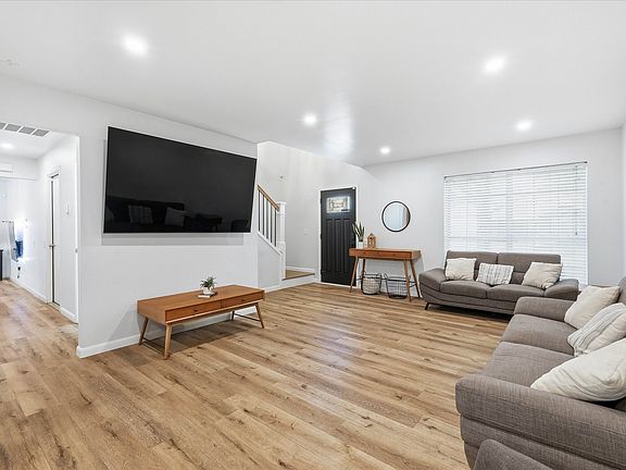 4th image of 6824 Wooddale Dr