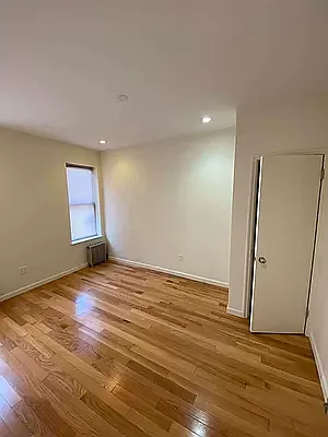 Rented by Level Group | media 10