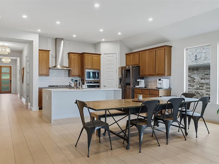 8407 Prairie Rye Dr — Photo 15