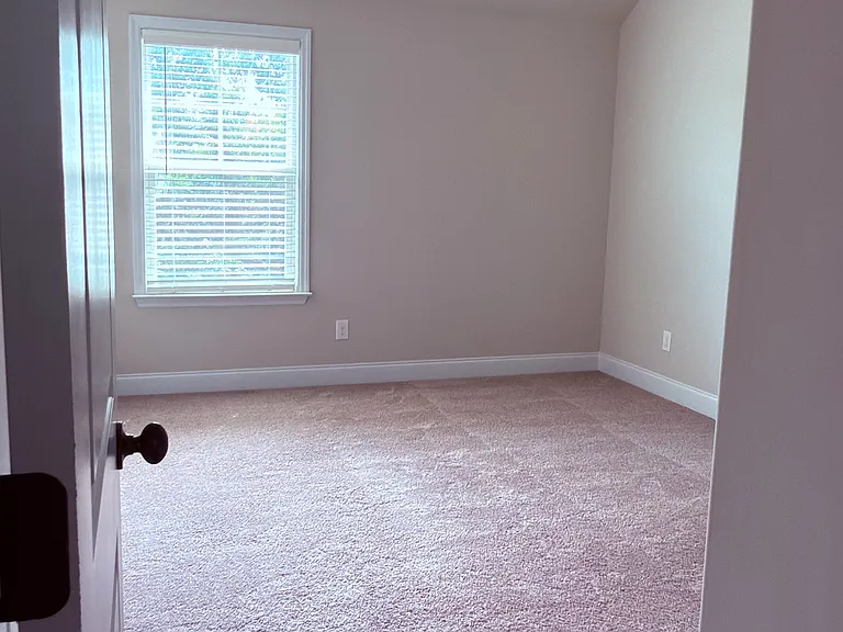 4050 Stowe Dr — Photo 30