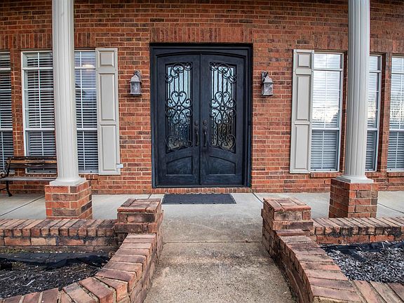 4th image of 20 Woodmont Dr