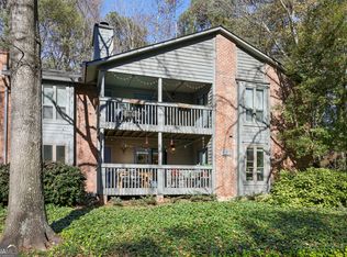 1421 Tuxworth Cir, Decatur, GA 30033