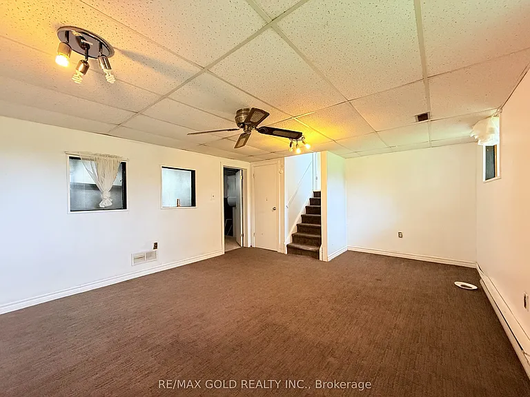 9456 8th Line — Photo 30