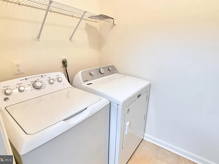 21216 McFadden Sq #108 — Photo 15